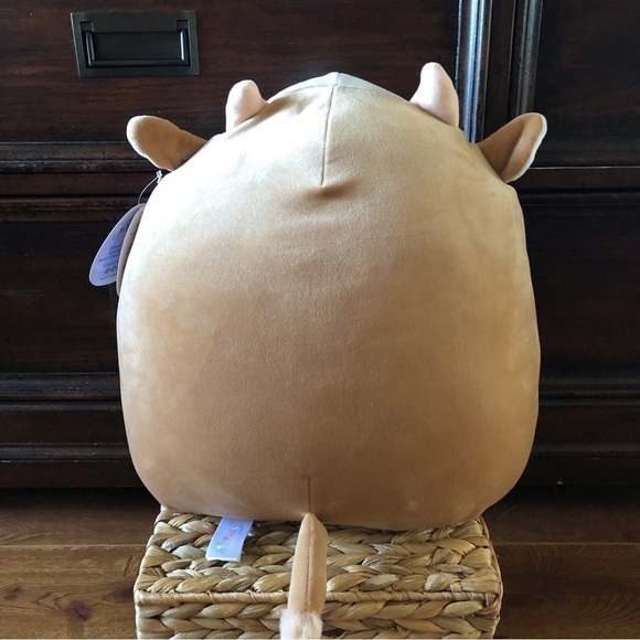 Squishmallows: Griella the Easter Cow in size 14” - Picture 3 of 8